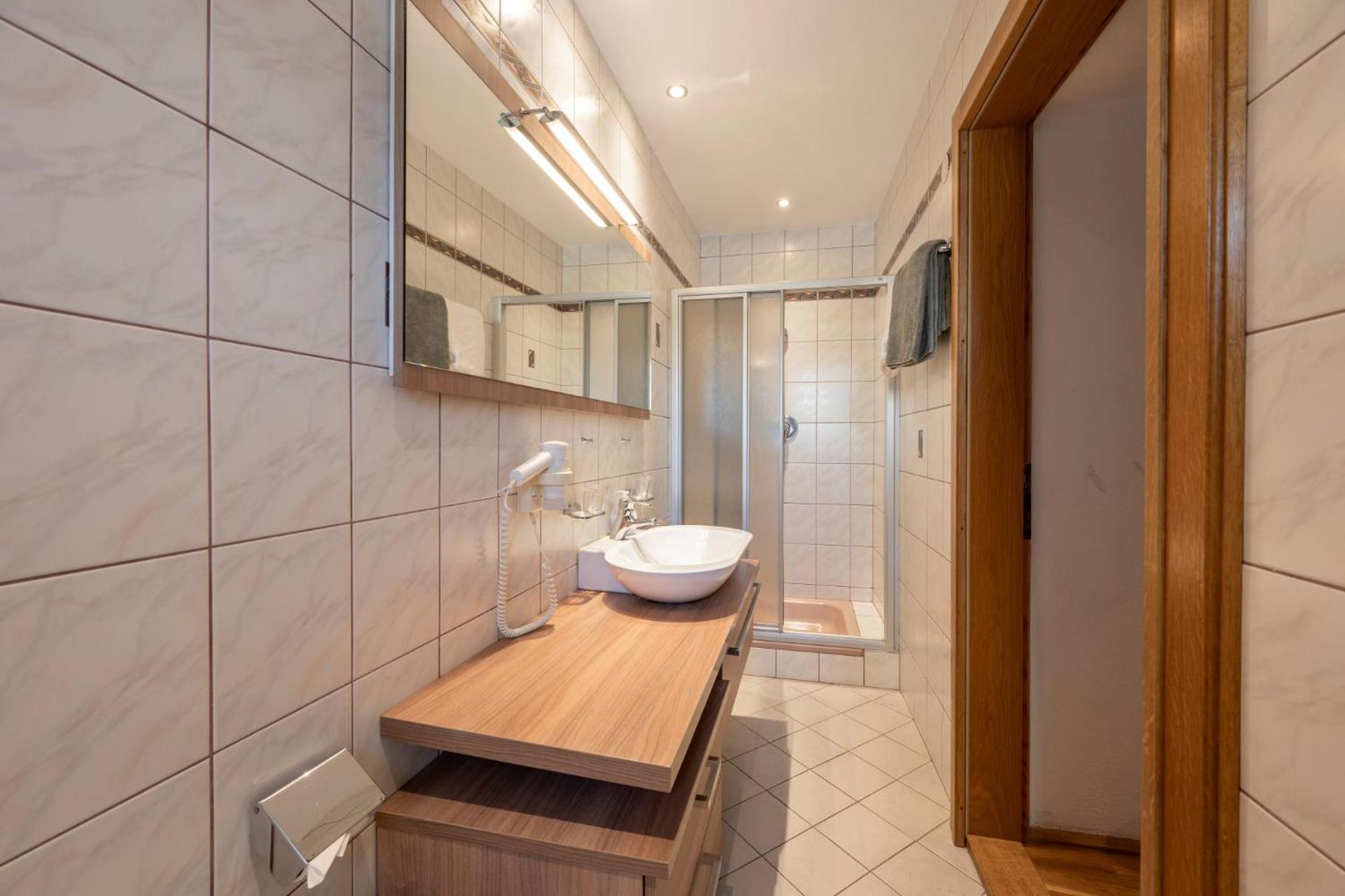 Der Torwirt Radstadt Extérieur photo